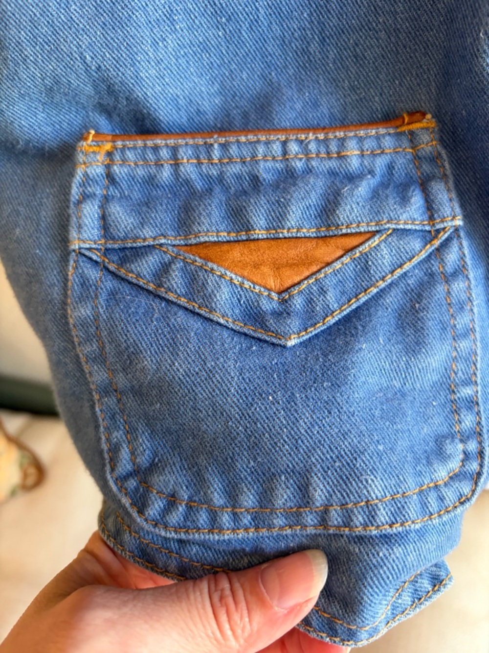 Vintage Brittania 100% Cotton Denim Jean Vest Western Patch Rodeo Cowgirl - Picture 4 of 6